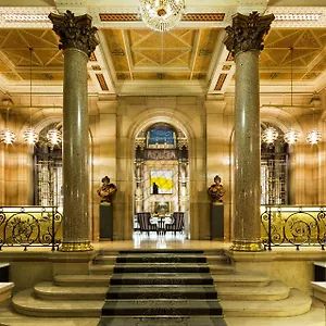 Отель Hilton Opera Париж