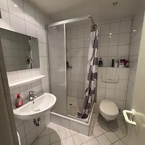 50 Qm Zentral In Domnaehe Appartement Keulen